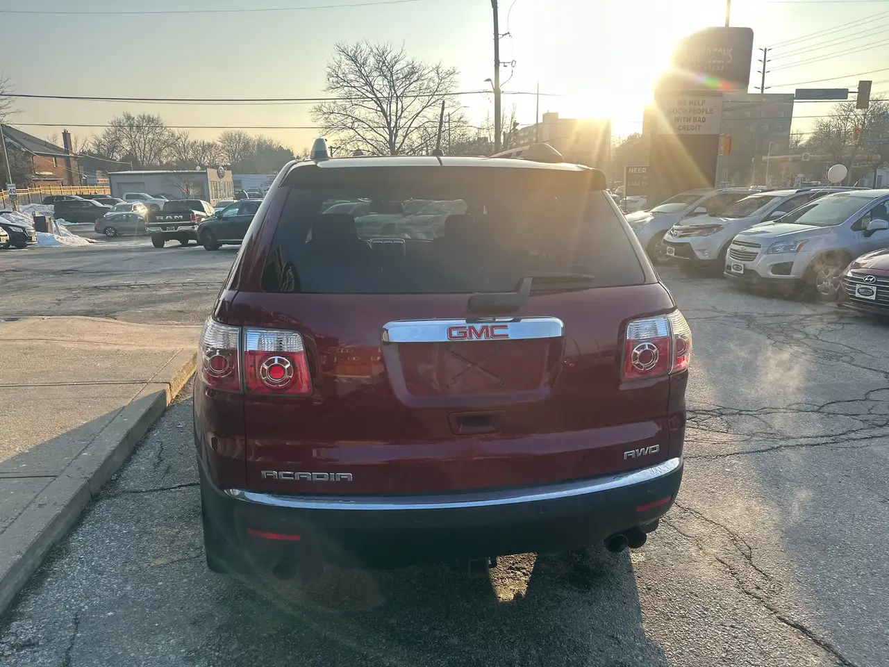 GMC Acadia снимка GMC Acadia