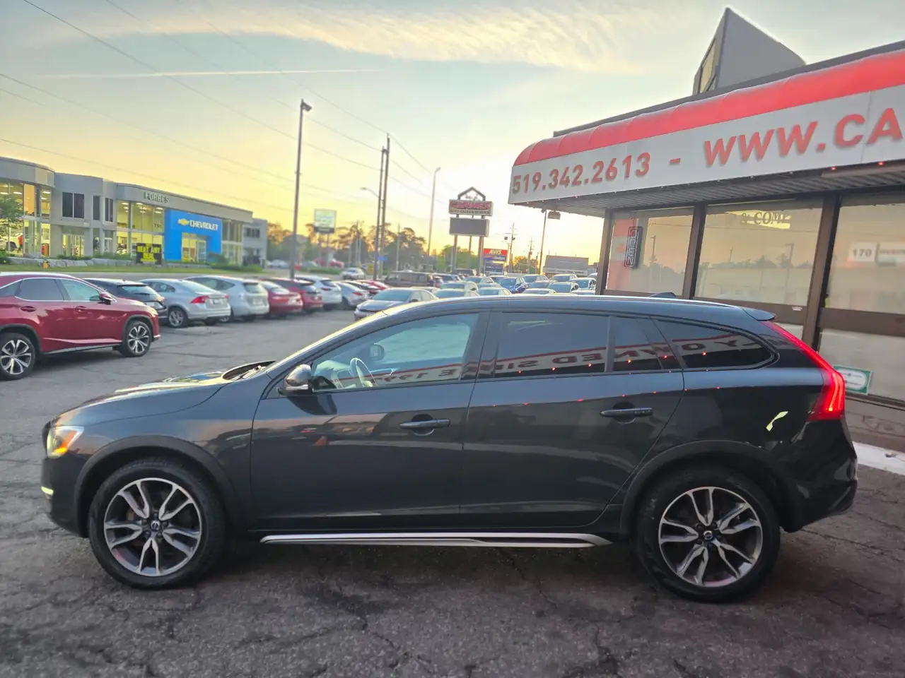 Volvo V60 Cross Country photo Volvo V60 Cross Country