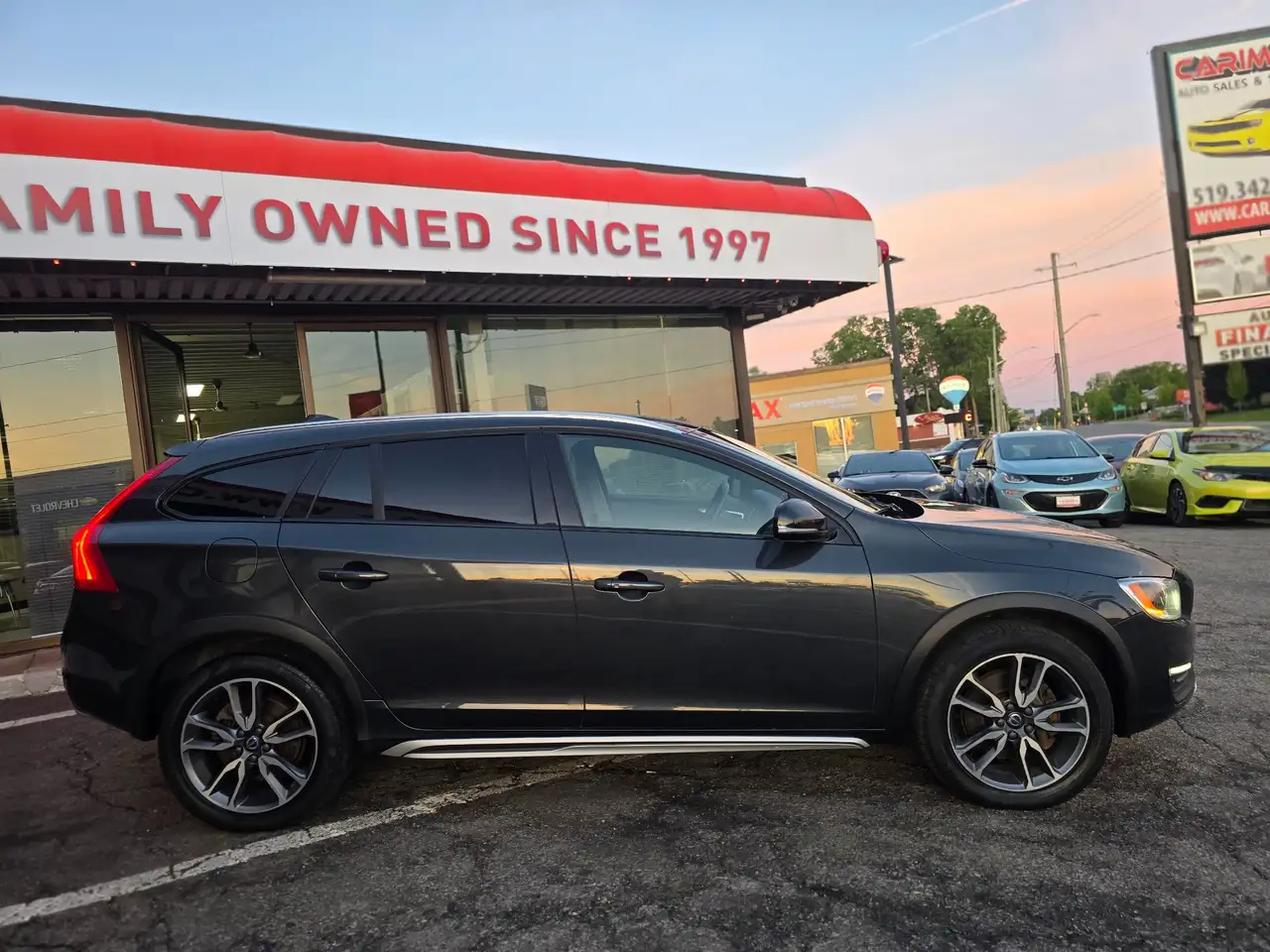 Volvo V60 Cross Country photo Volvo V60 Cross Country