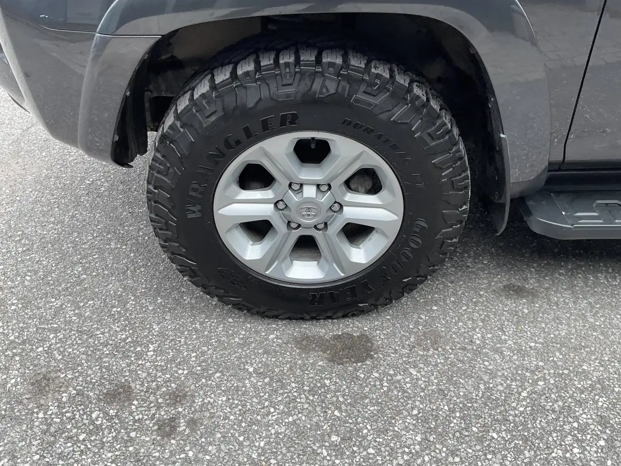 Toyota 4-Runner снимка Toyota 4-Runner