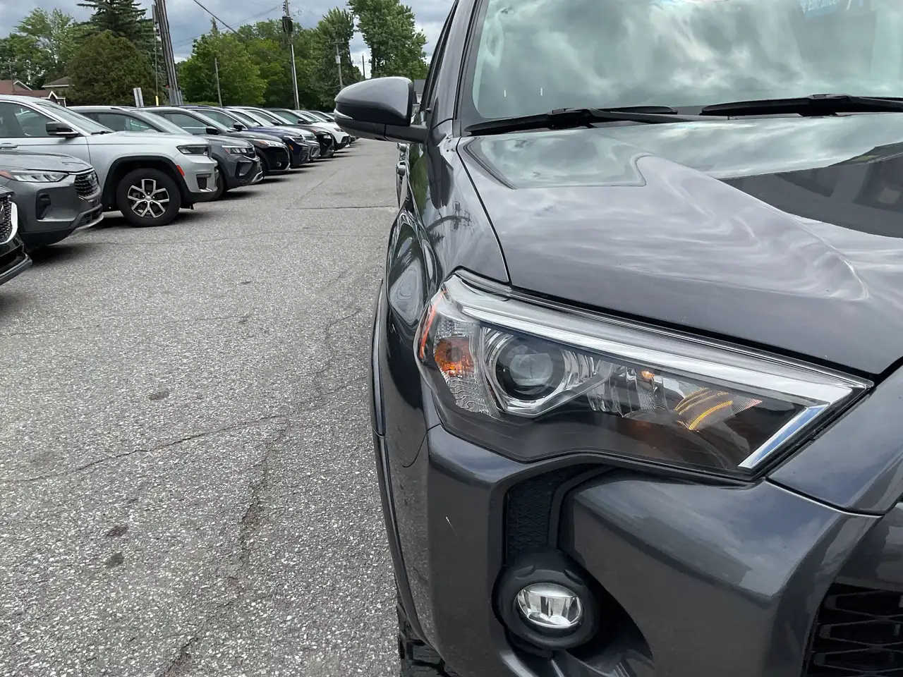 Toyota 4-Runner снимка Toyota 4-Runner