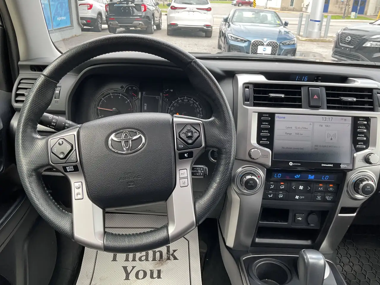Toyota 4-Runner снимка Toyota 4-Runner