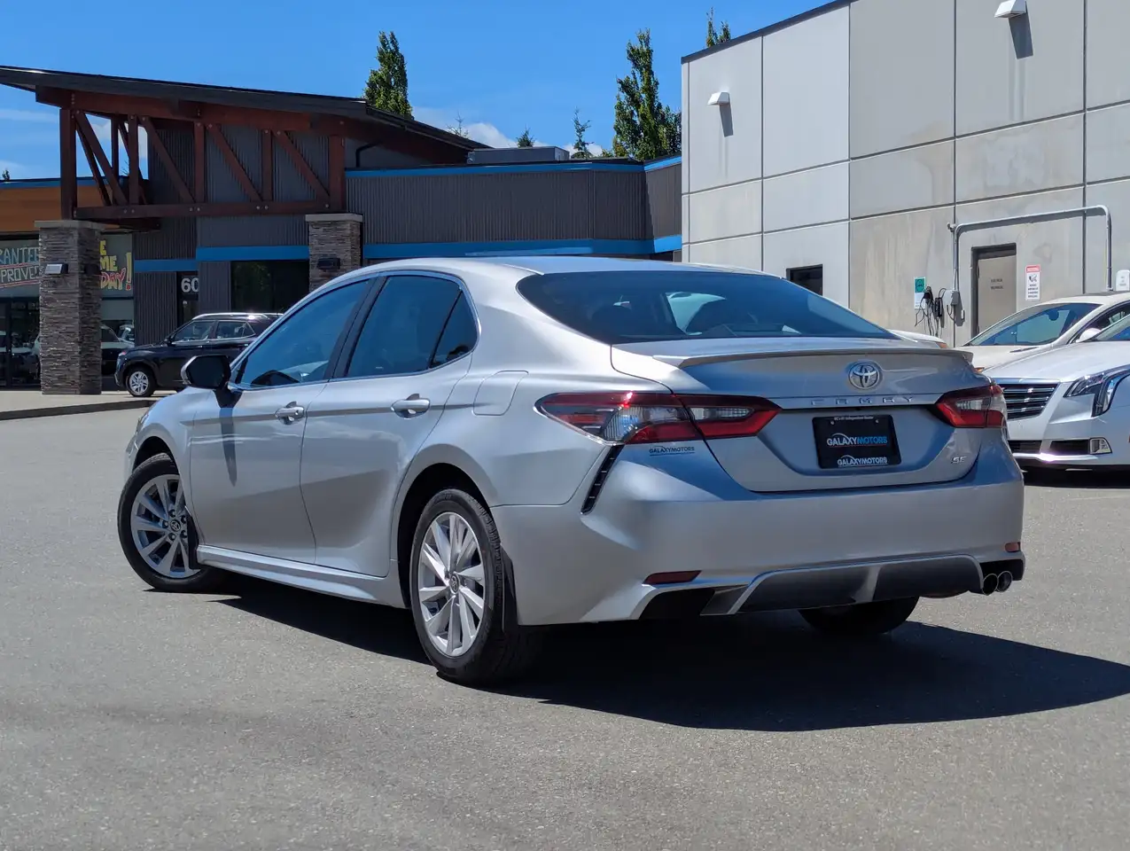 Toyota Camry photo Toyota Camry