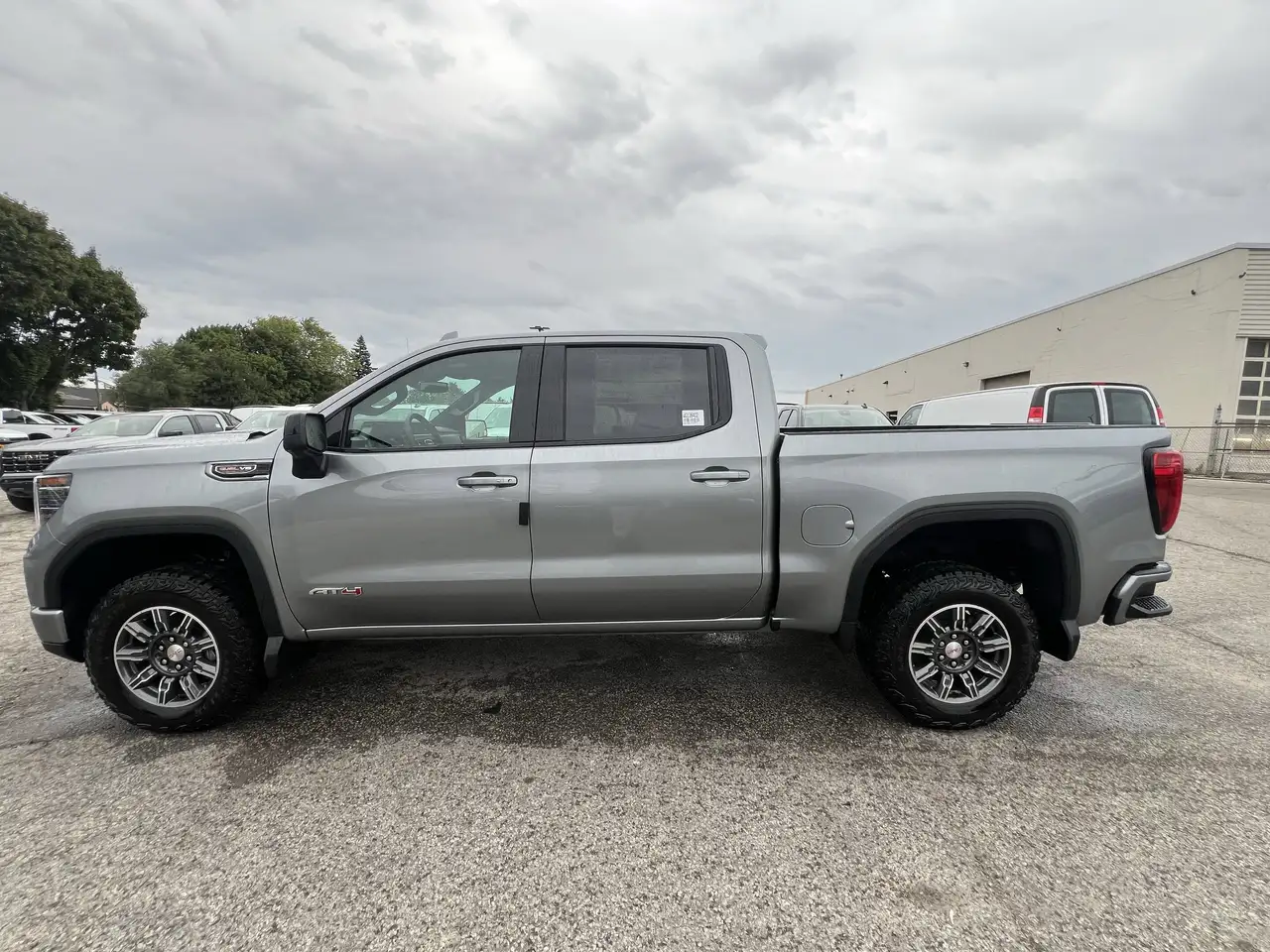 GMC Sierra 1500 снимка GMC Sierra 1500