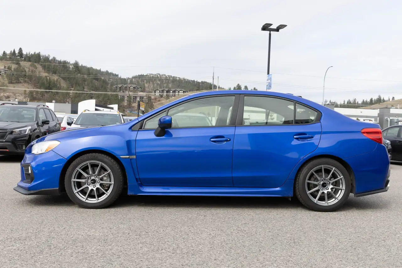 Subaru WRX photo Subaru WRX