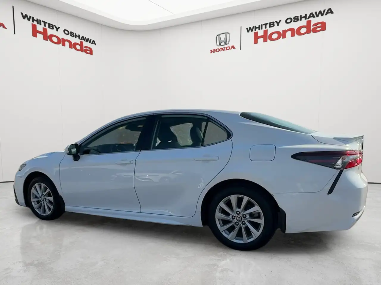 Toyota Camry photo Toyota Camry