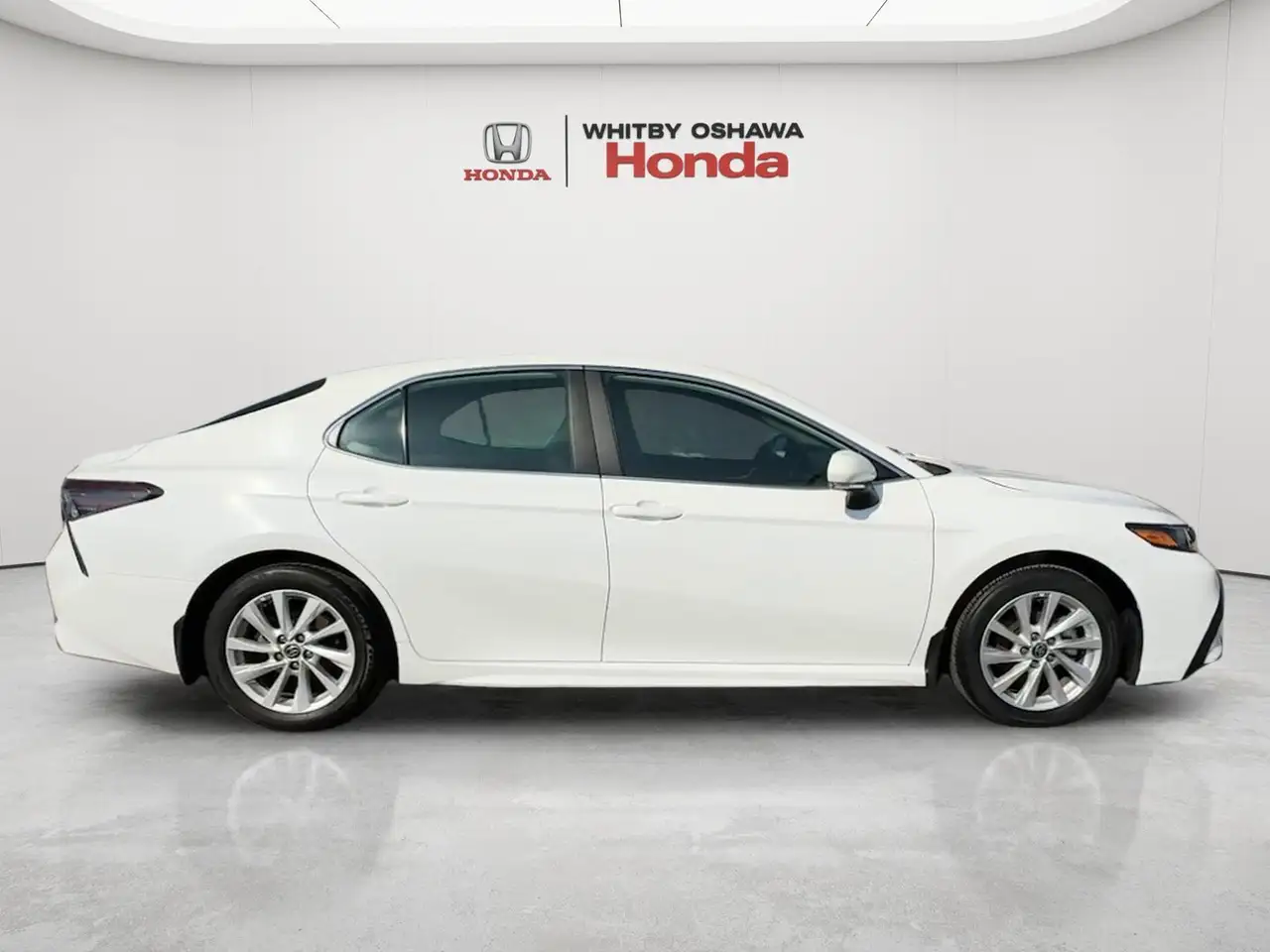 Toyota Camry photo Toyota Camry
