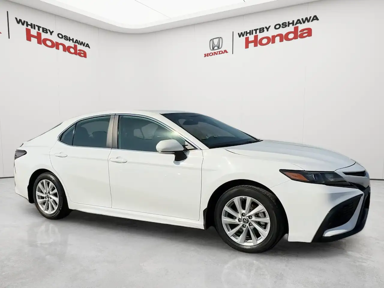 Toyota Camry photo Toyota Camry