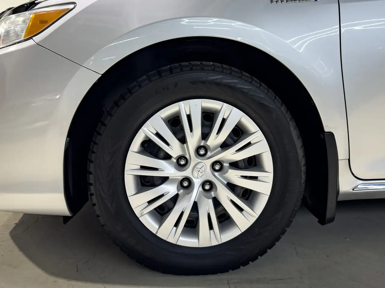 Toyota Camry снимка Toyota Camry