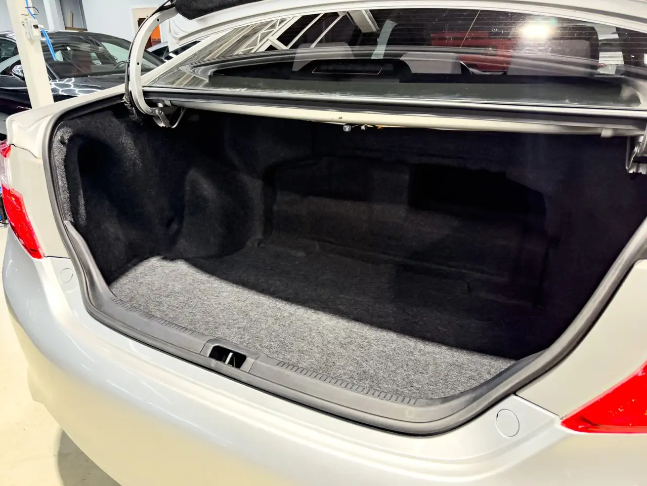 Toyota Camry снимка Toyota Camry