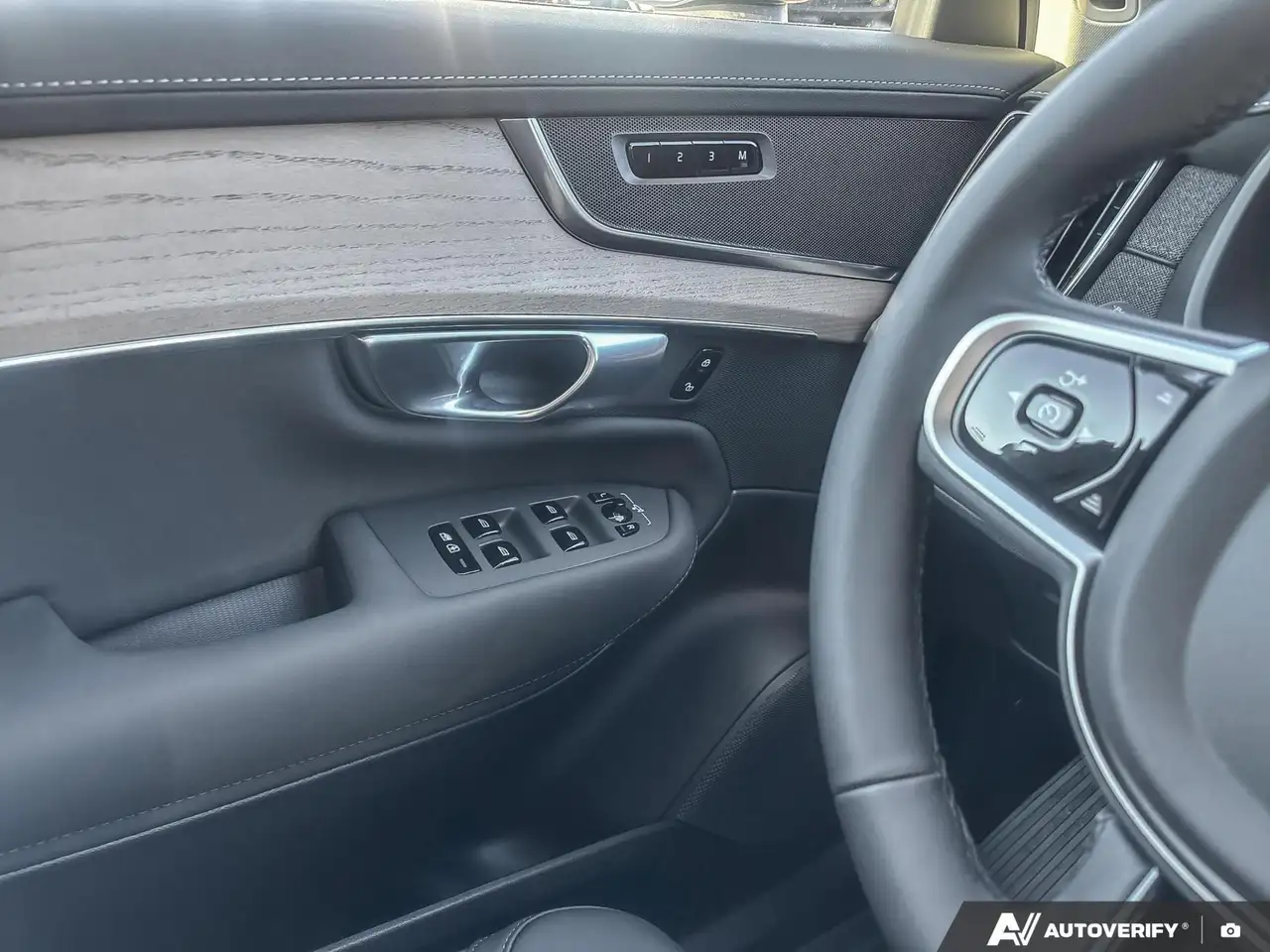 Volvo XC90 снимка Volvo XC90