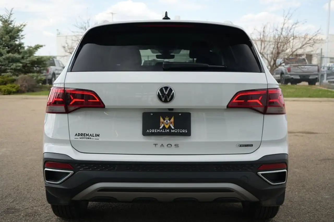 Volkswagen Taos photo Volkswagen Taos