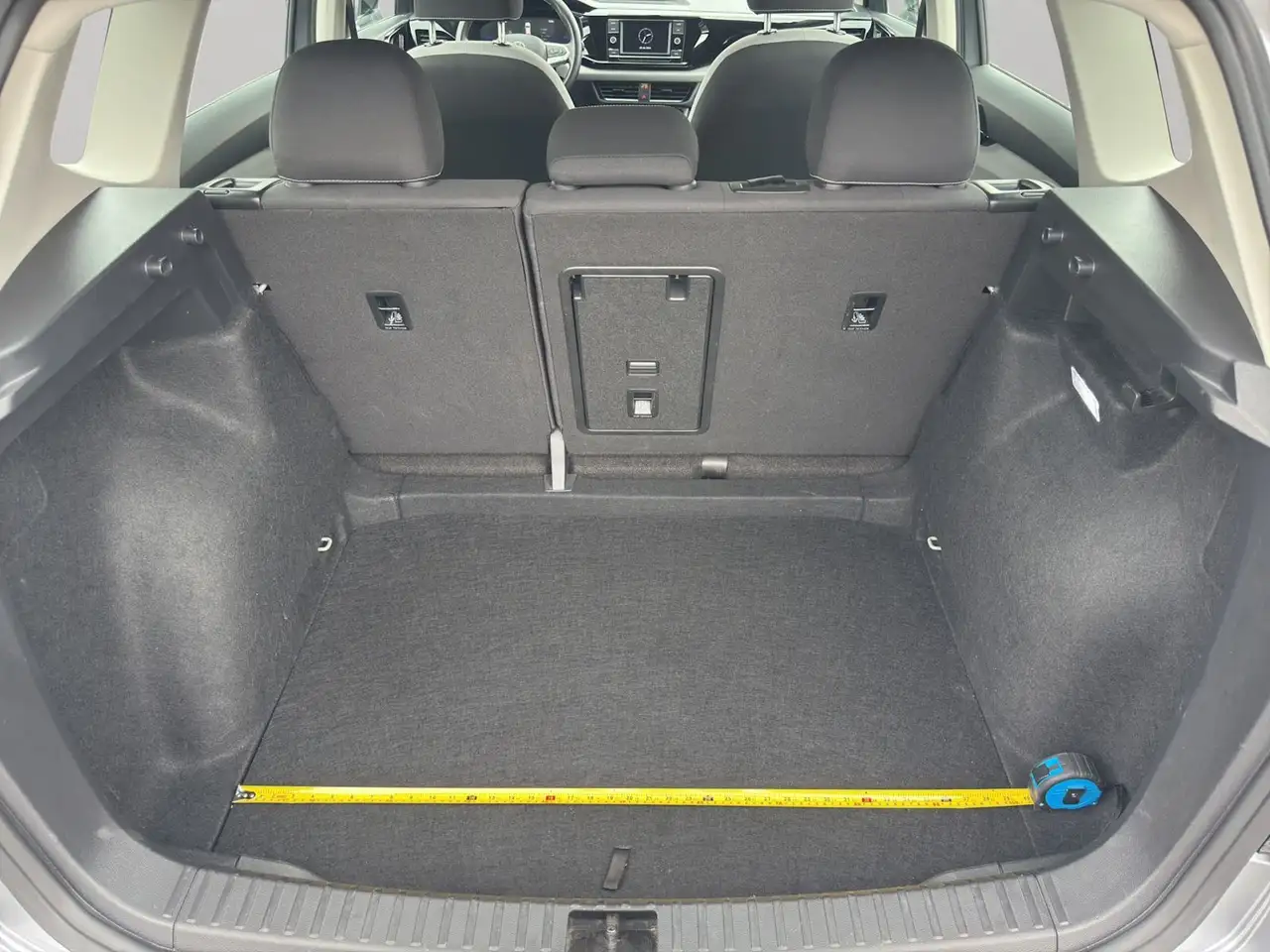 Volkswagen Taos photo Volkswagen Taos