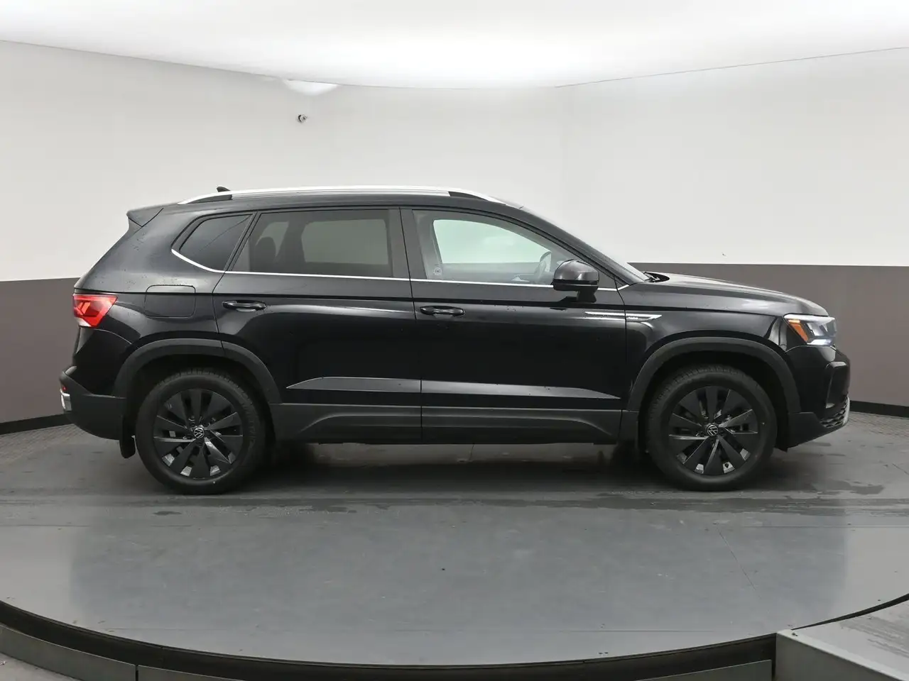 Volkswagen Taos photo Volkswagen Taos