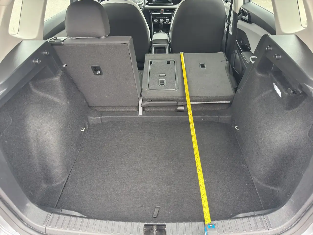 Volkswagen Taos photo Volkswagen Taos