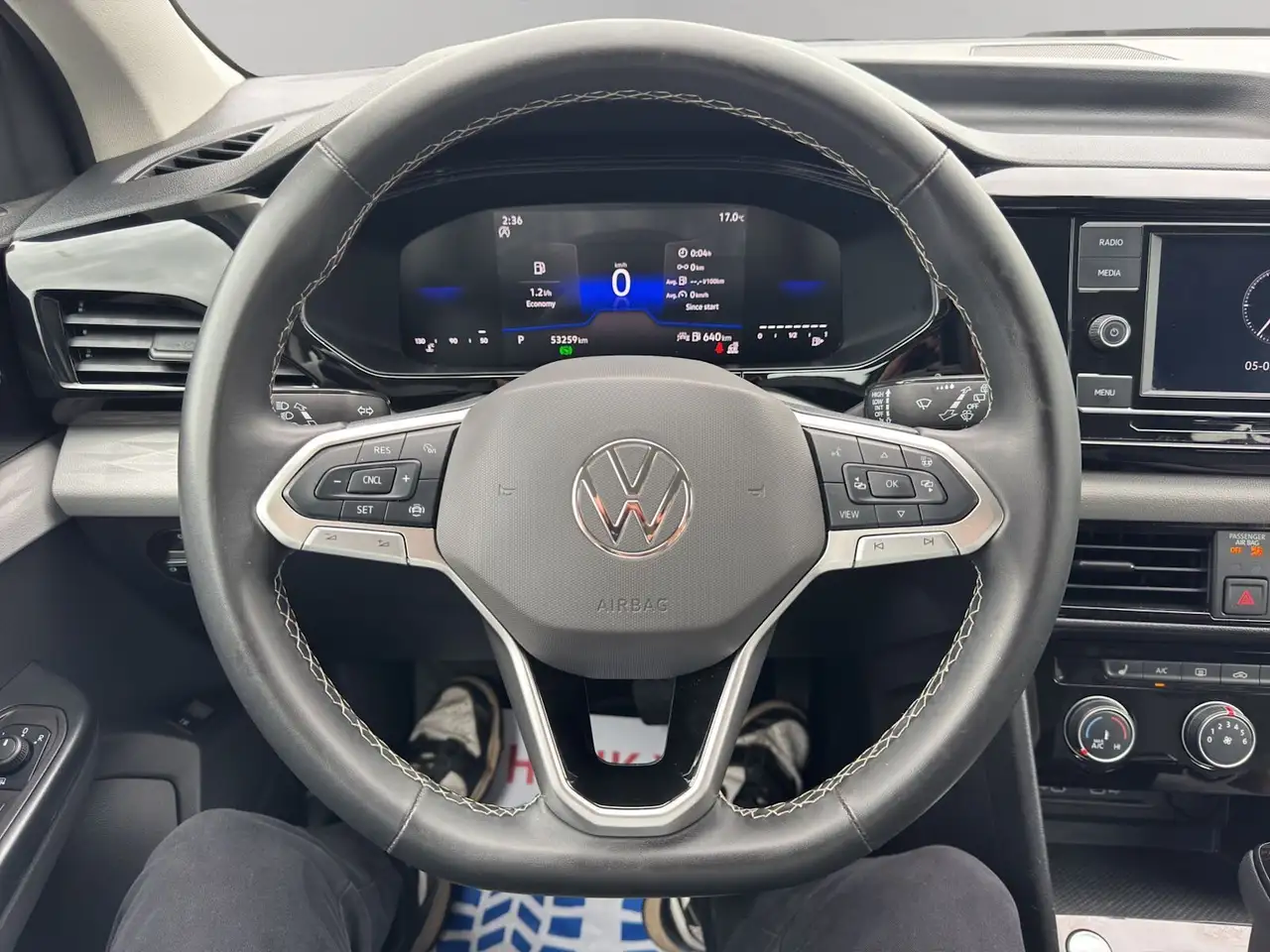 Volkswagen Taos photo Volkswagen Taos