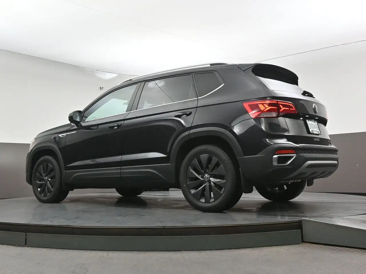 Volkswagen Taos photo Volkswagen Taos