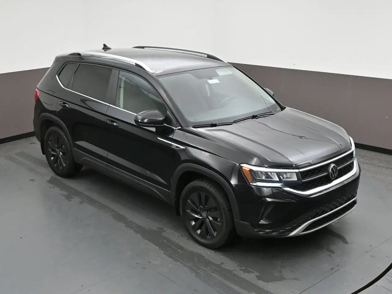 Volkswagen Taos photo Volkswagen Taos