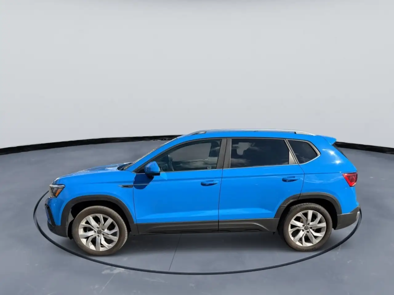 Volkswagen Taos photo Volkswagen Taos