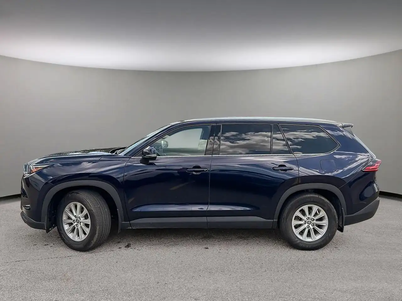 Toyota Grand Highlander fotografie Toyota Grand Highlander