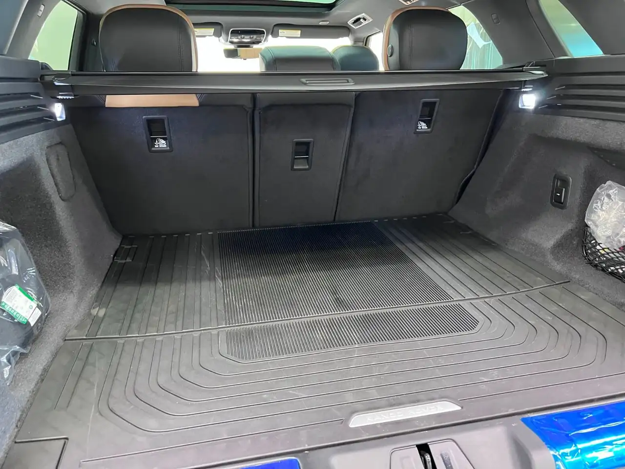 Land Rover Range Rover Sport снимка Land Rover Range Rover Sport