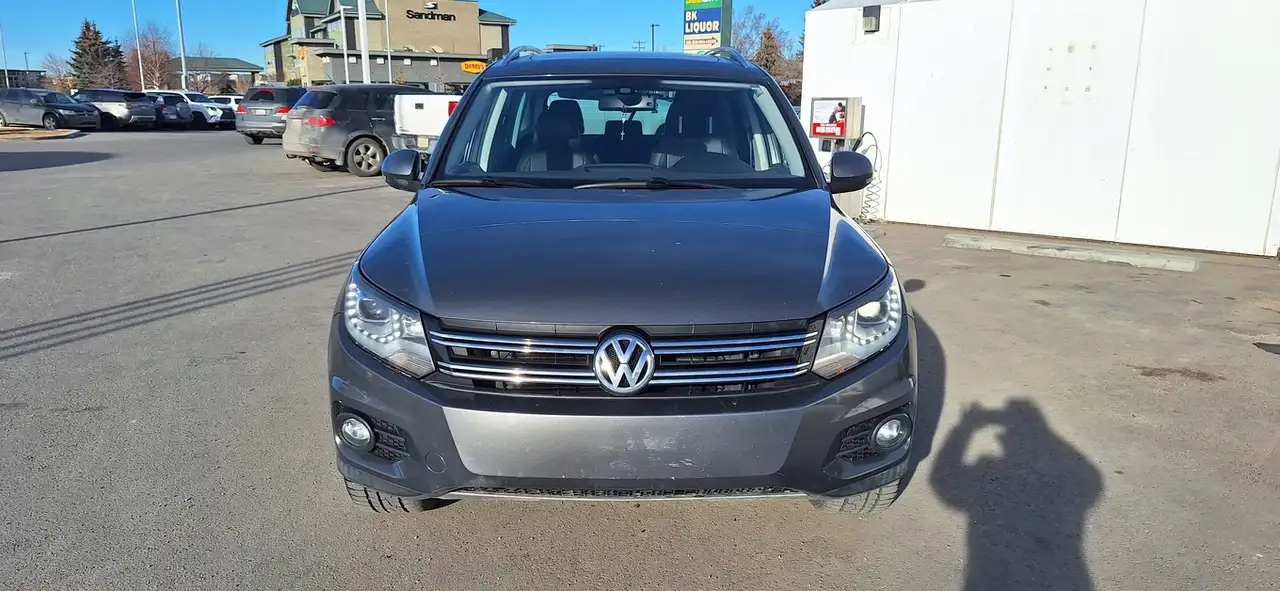 Volkswagen Tiguan photo Volkswagen Tiguan