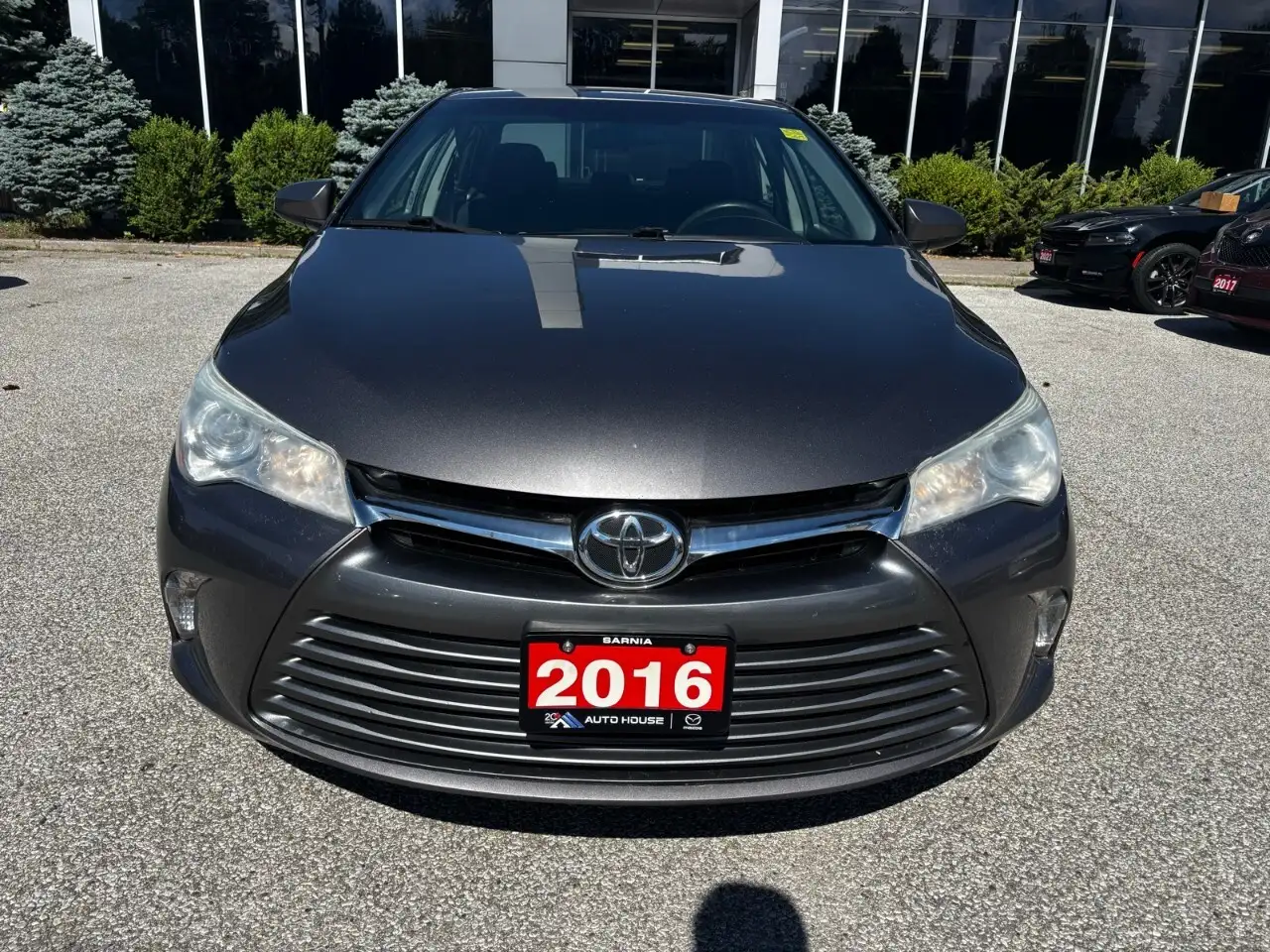 Toyota Camry photo Toyota Camry