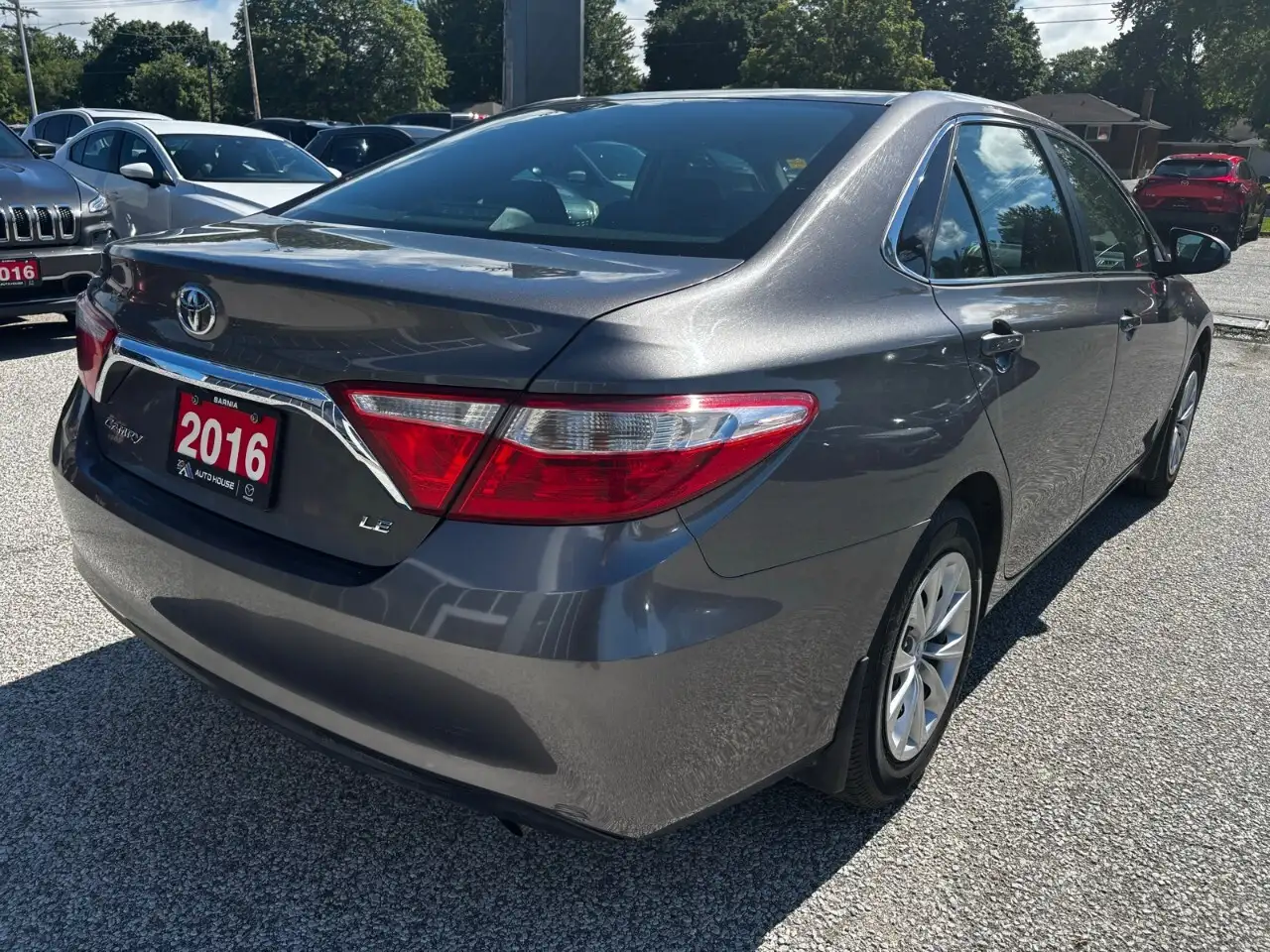Toyota Camry photo Toyota Camry