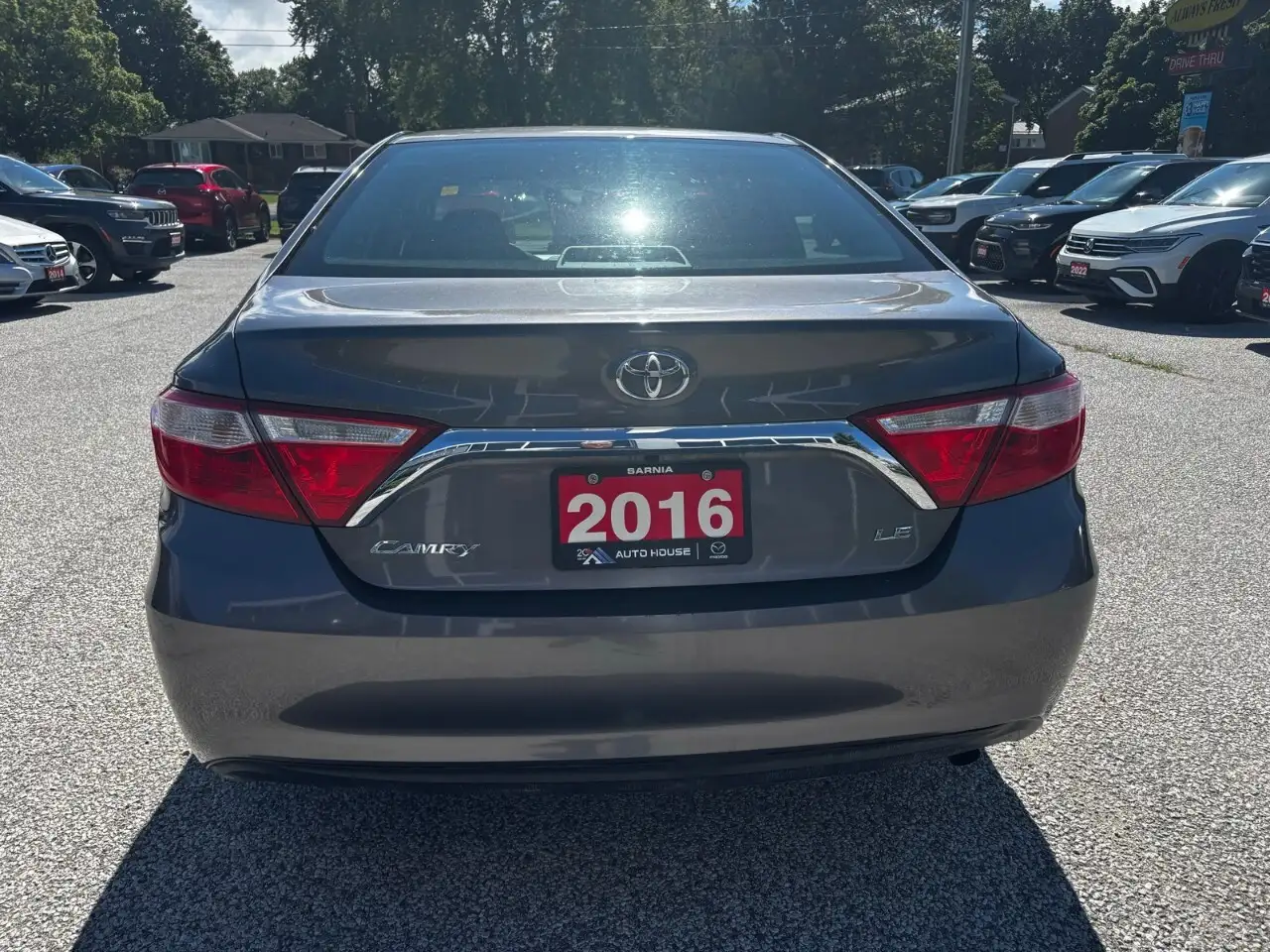 Toyota Camry photo Toyota Camry
