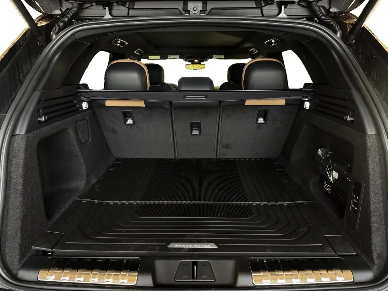 Land Rover Range Rover Sport снимка Land Rover Range Rover Sport