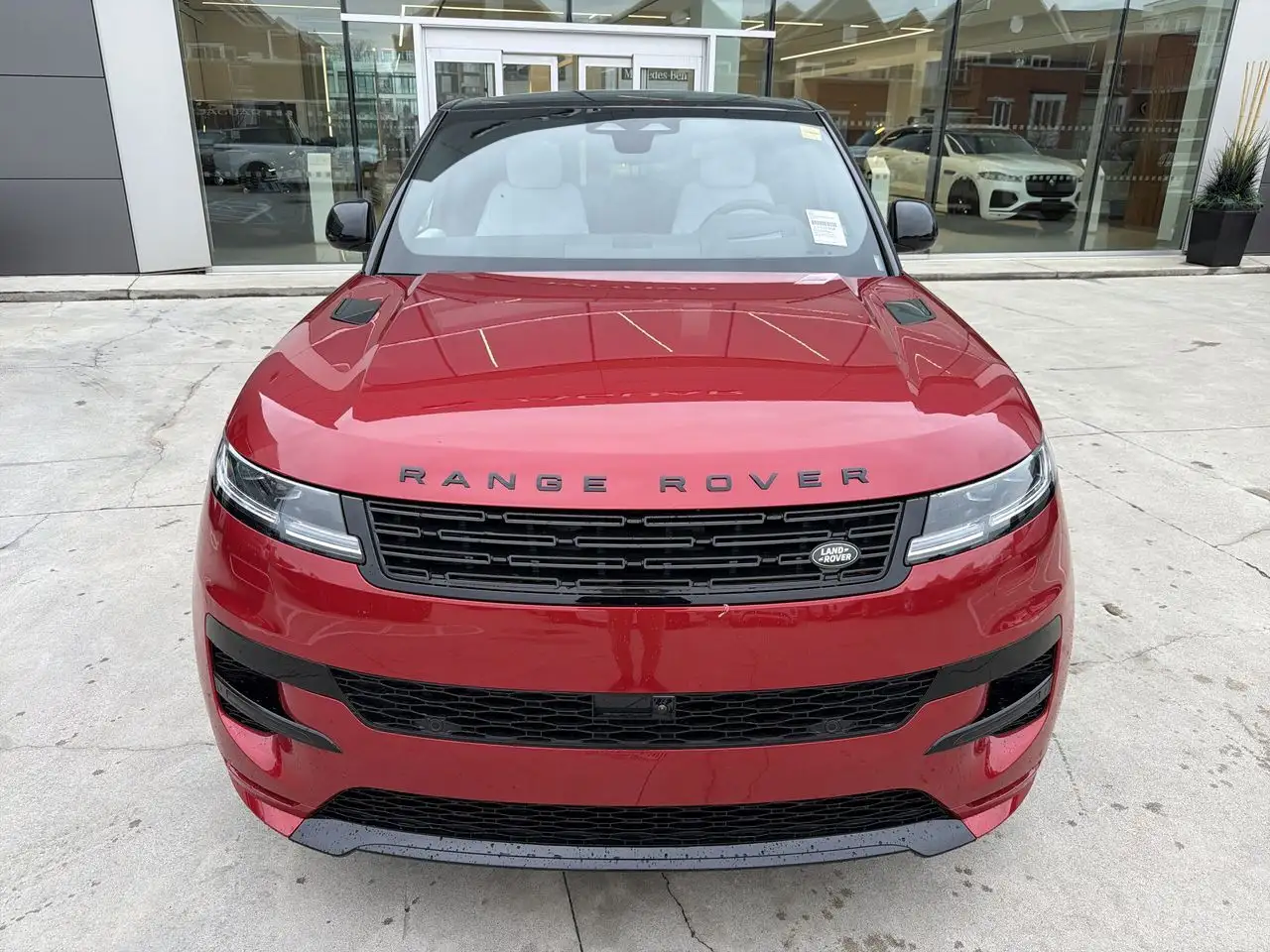 Land Rover Range Rover Sport снимка Land Rover Range Rover Sport