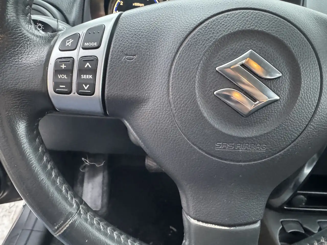 Suzuki SX4 fotografie Suzuki SX4