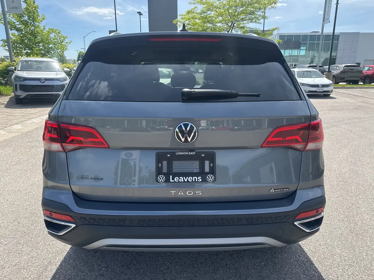 Volkswagen Taos снимка Volkswagen Taos
