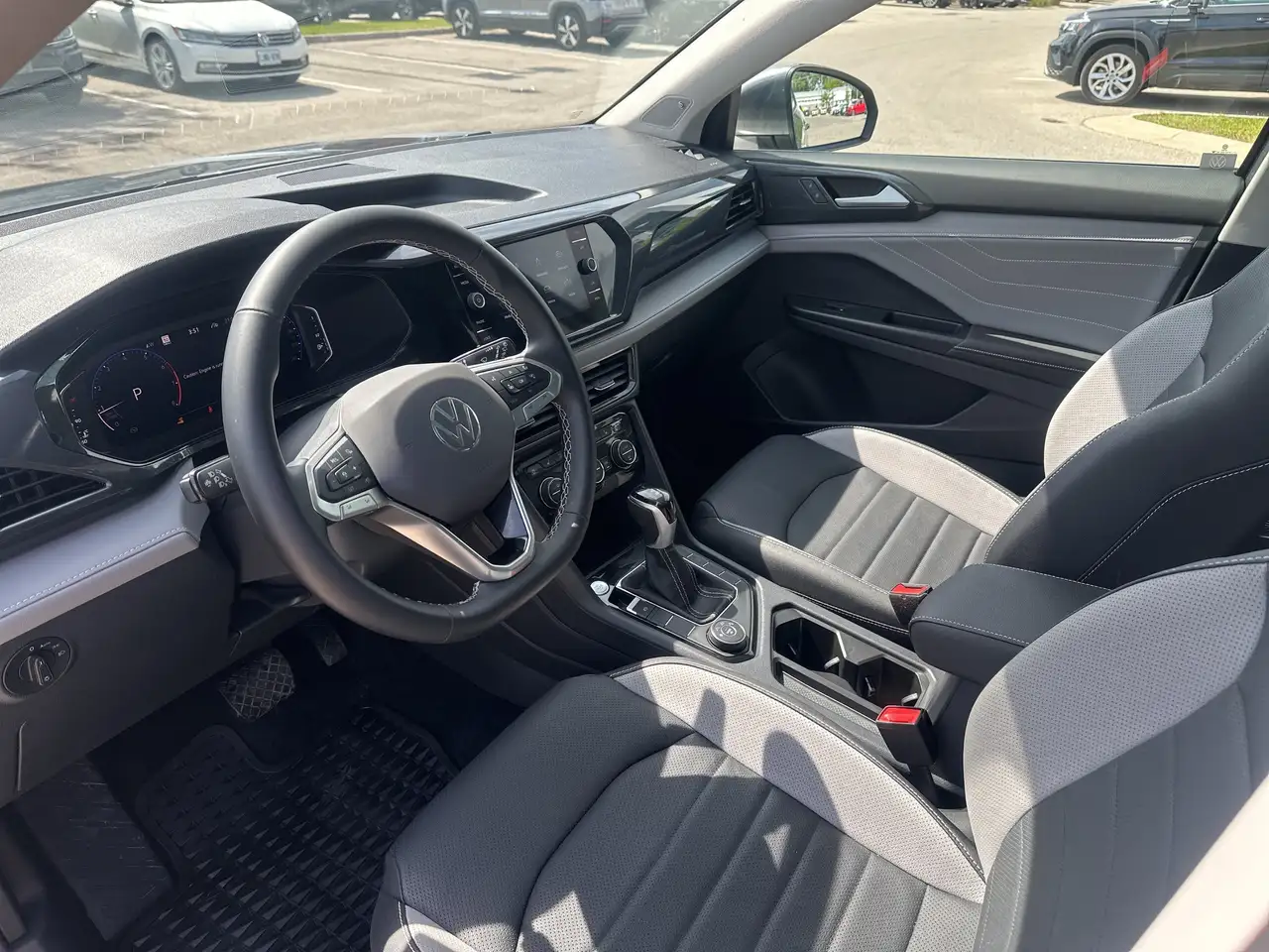 Volkswagen Taos снимка Volkswagen Taos