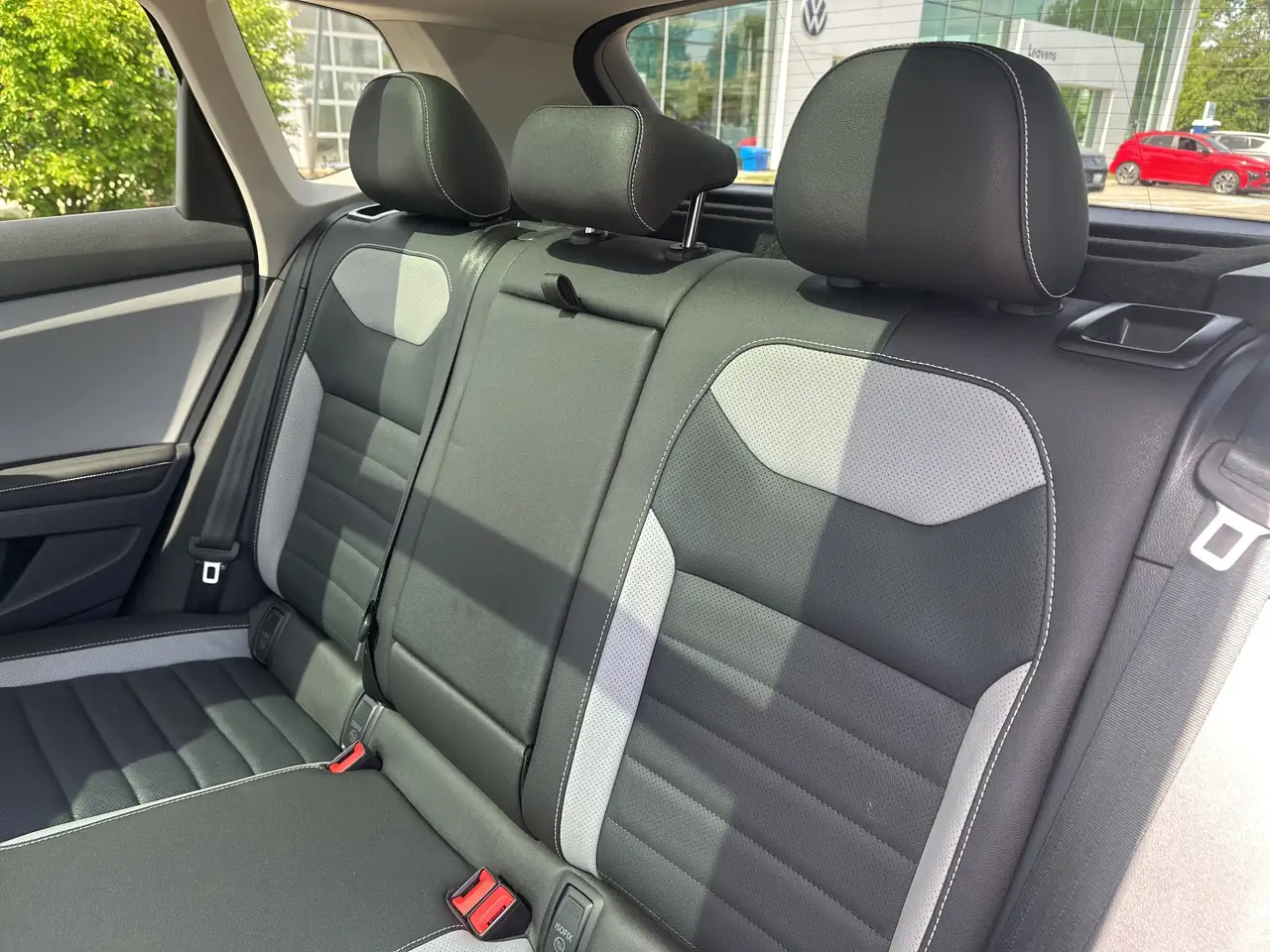 Volkswagen Taos снимка Volkswagen Taos