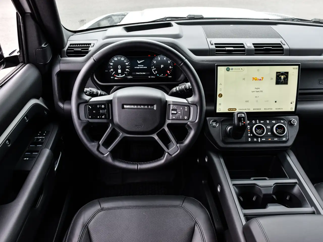 Land Rover Defender photo Land Rover Defender