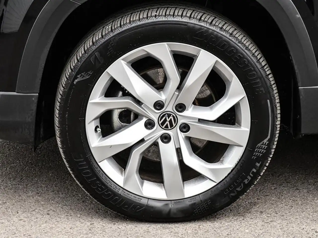 Volkswagen Taos снимка Volkswagen Taos