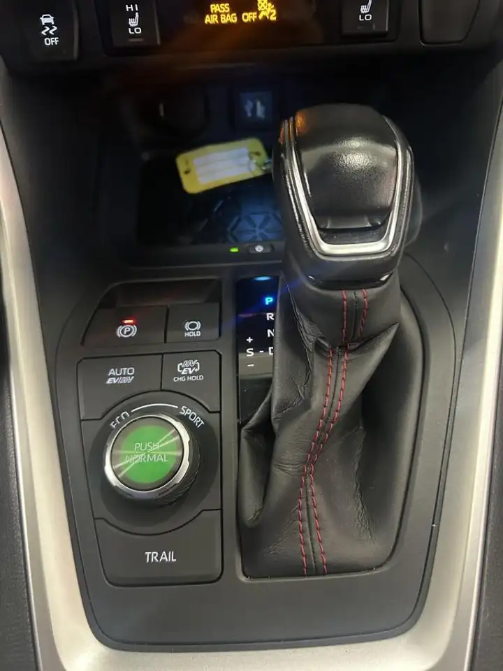 Toyota RAV 4 Prime снимка Toyota RAV 4 Prime