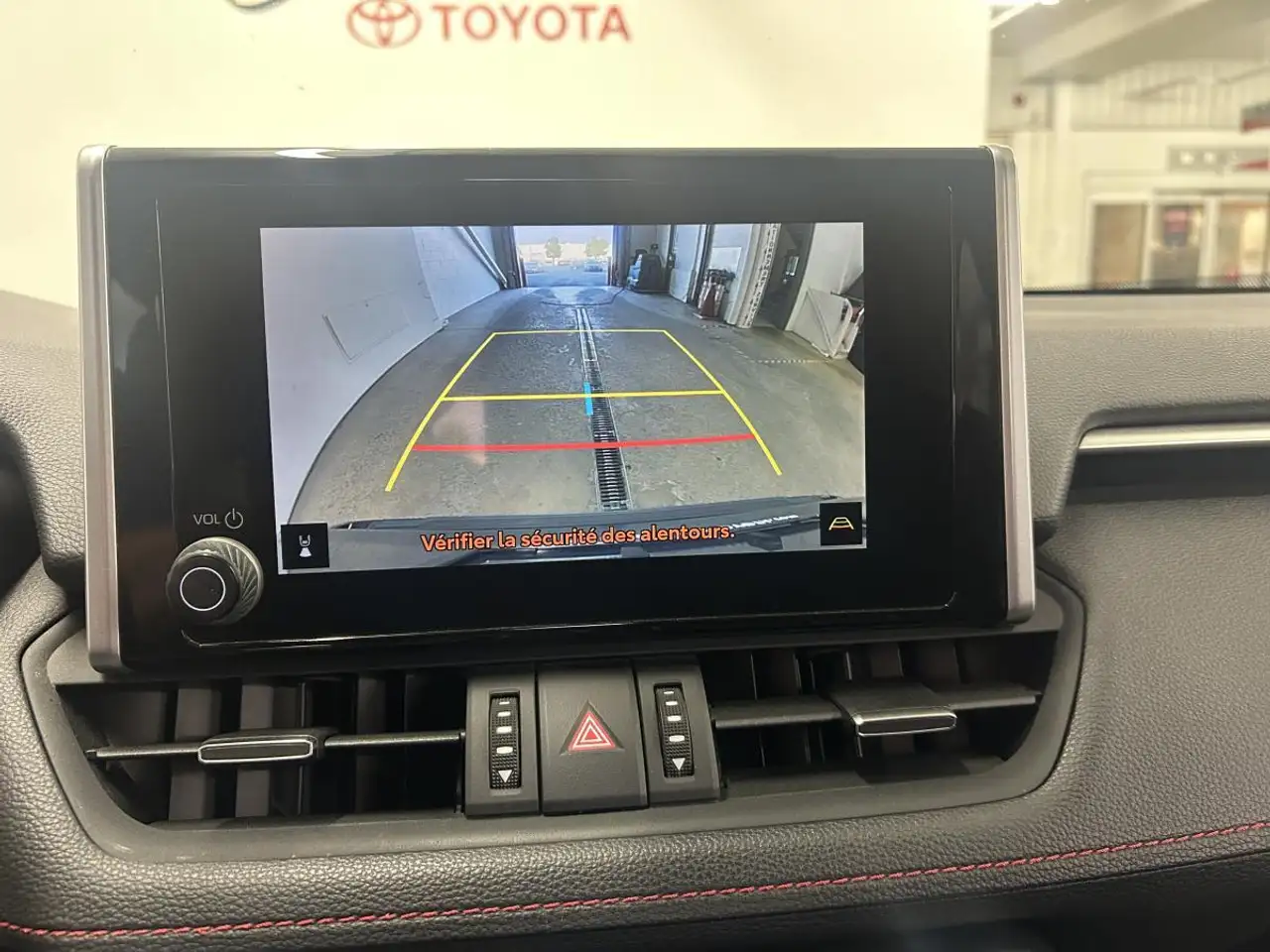 Toyota RAV 4 Prime снимка Toyota RAV 4 Prime