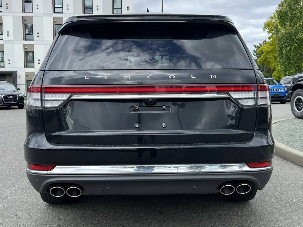 Lincoln Aviator снимка Lincoln Aviator