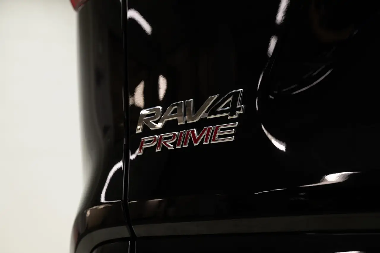 Toyota RAV 4 Prime снимка Toyota RAV 4 Prime