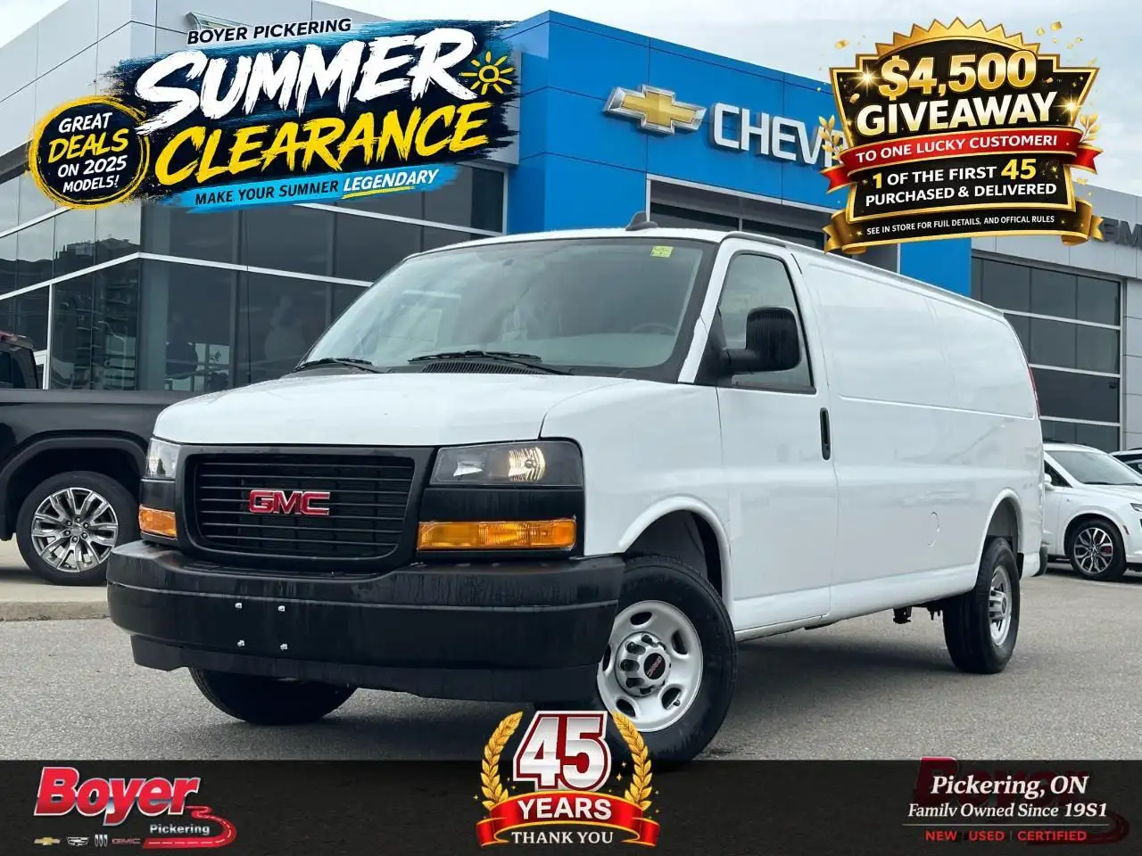 GMC Savana photo GMC Savana