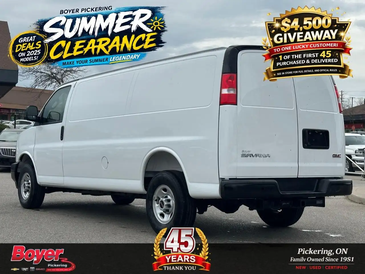 GMC Savana photo GMC Savana