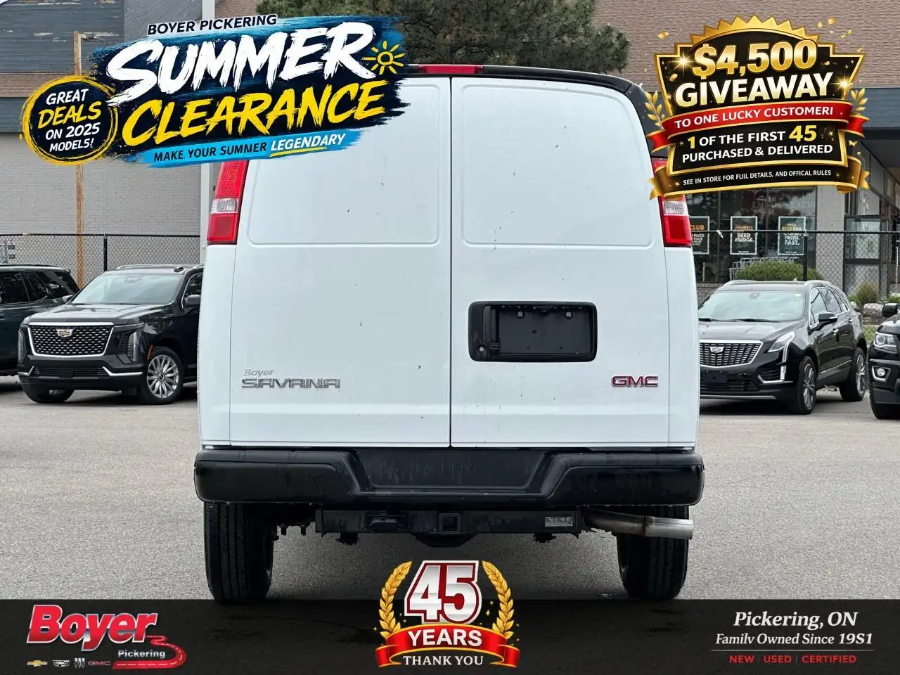 GMC Savana photo GMC Savana