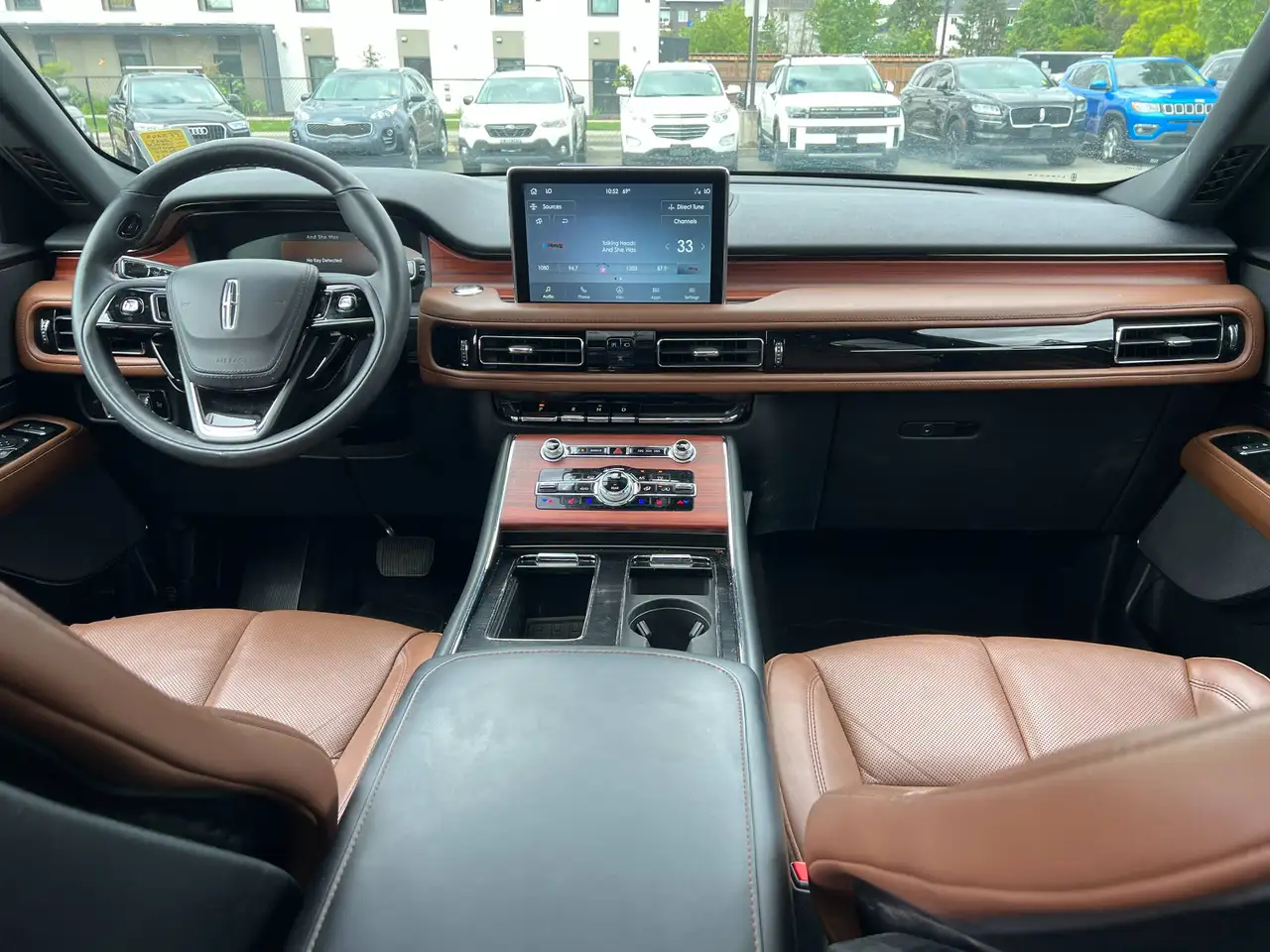 Lincoln Aviator снимка Lincoln Aviator
