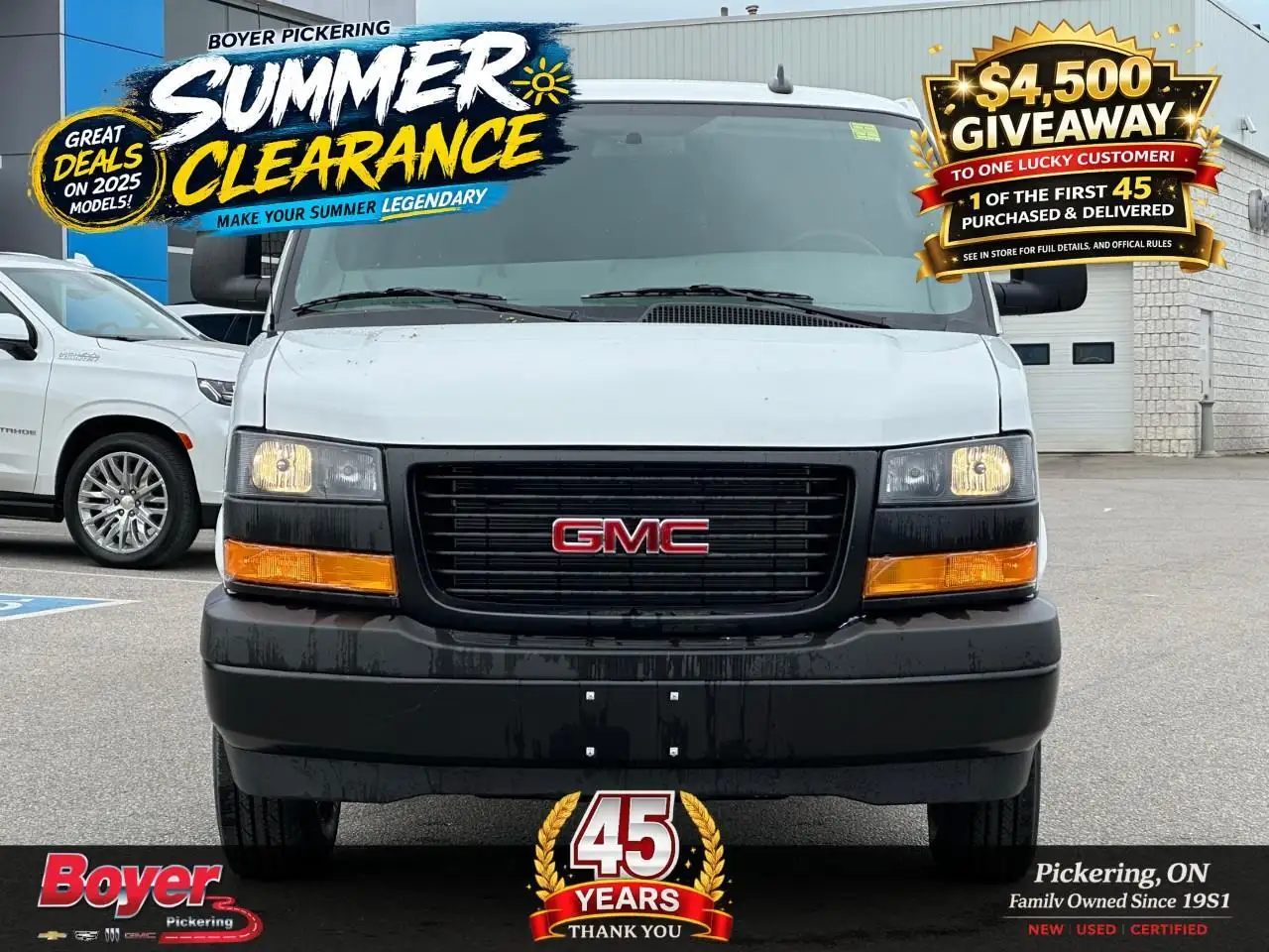 GMC Savana photo GMC Savana