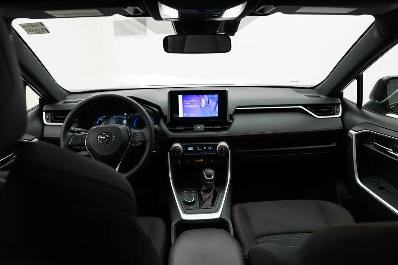 Toyota RAV 4 Prime снимка Toyota RAV 4 Prime