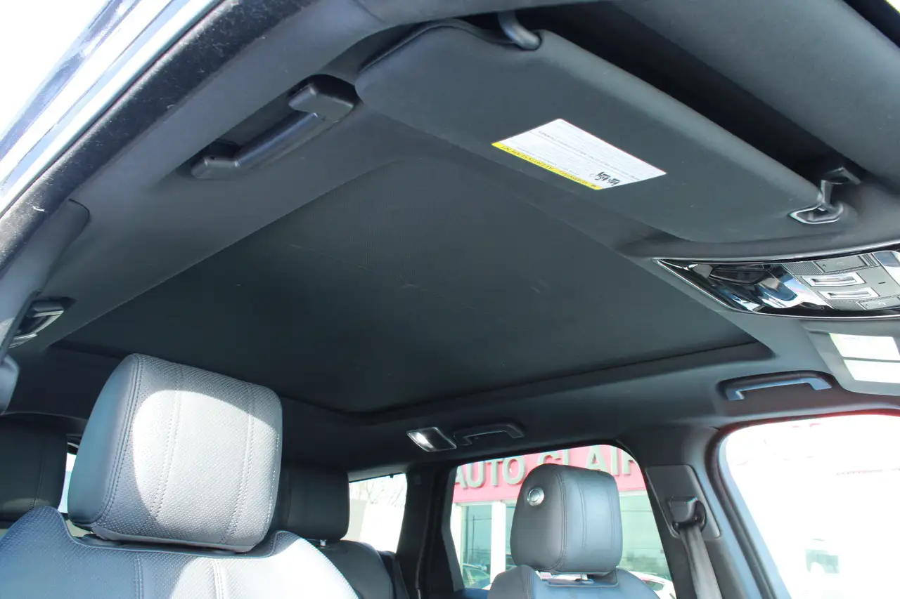 Land Rover Range Rover Sport снимка Land Rover Range Rover Sport