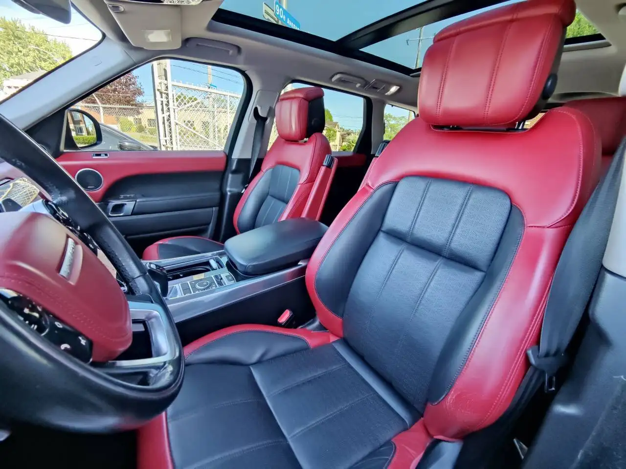Land Rover Range Rover Sport снимка Land Rover Range Rover Sport