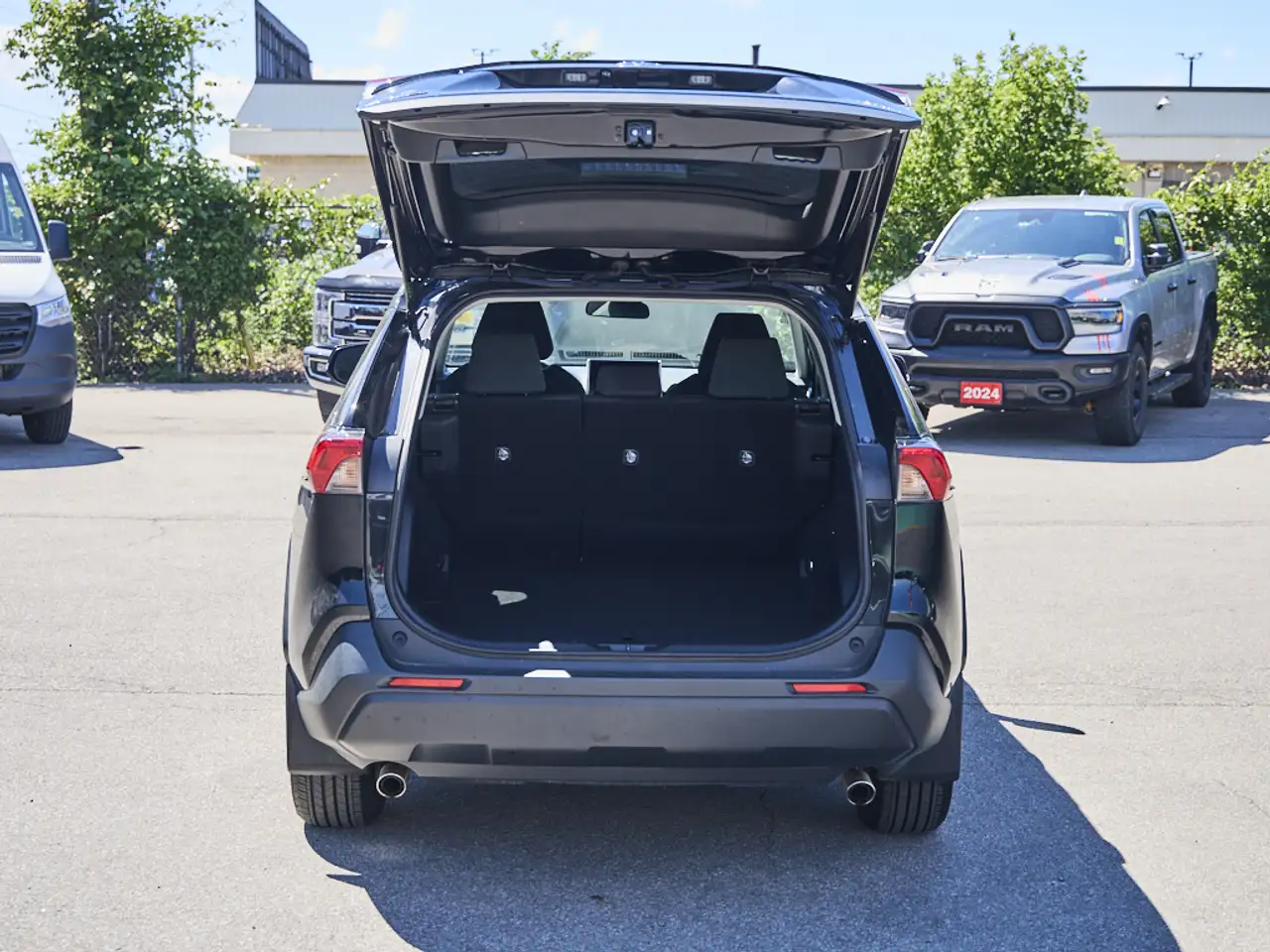 Toyota RAV 4 снимка Toyota RAV 4